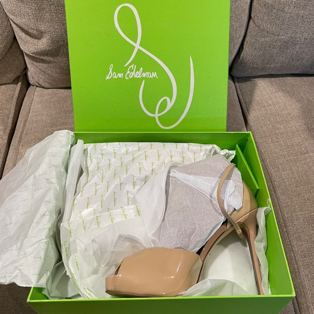 New in box Sam Edelman Women's Florencia Pump